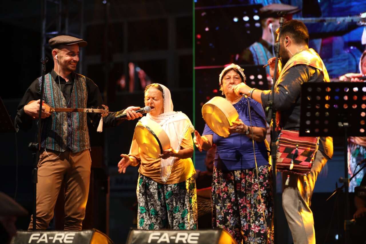 Dalaman’da Festival Coşkusu Başladı: 5. İncir ve Nar Festivali Kapılarını Açtı 1